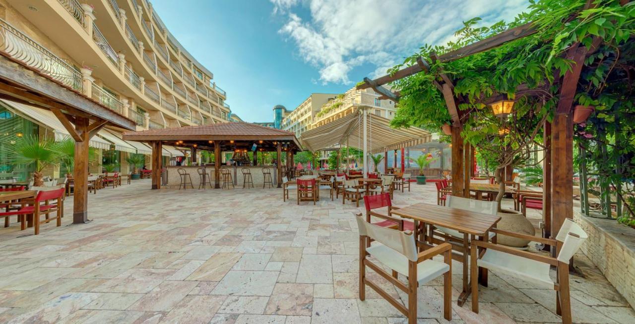 Mena Palace Hotel Slăntjev Brjag Exteriör bild