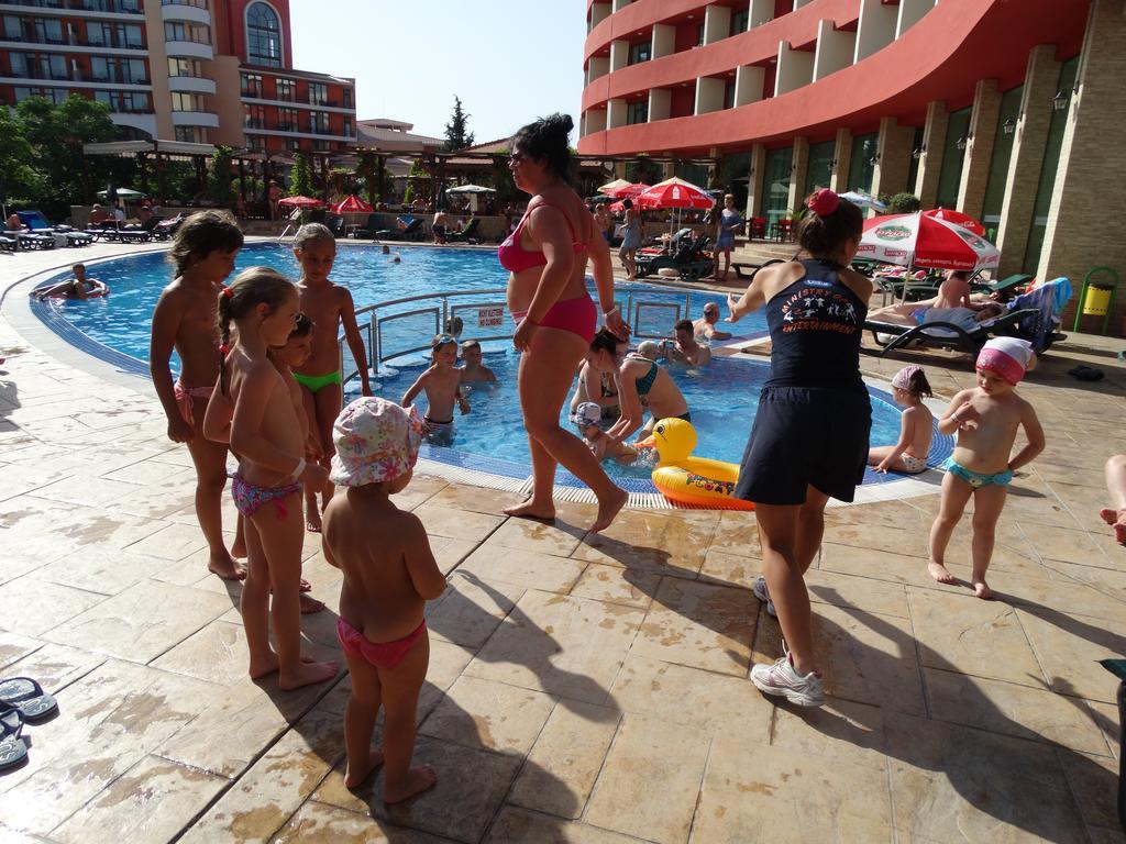 Mena Palace Hotel Slăntjev Brjag Exteriör bild