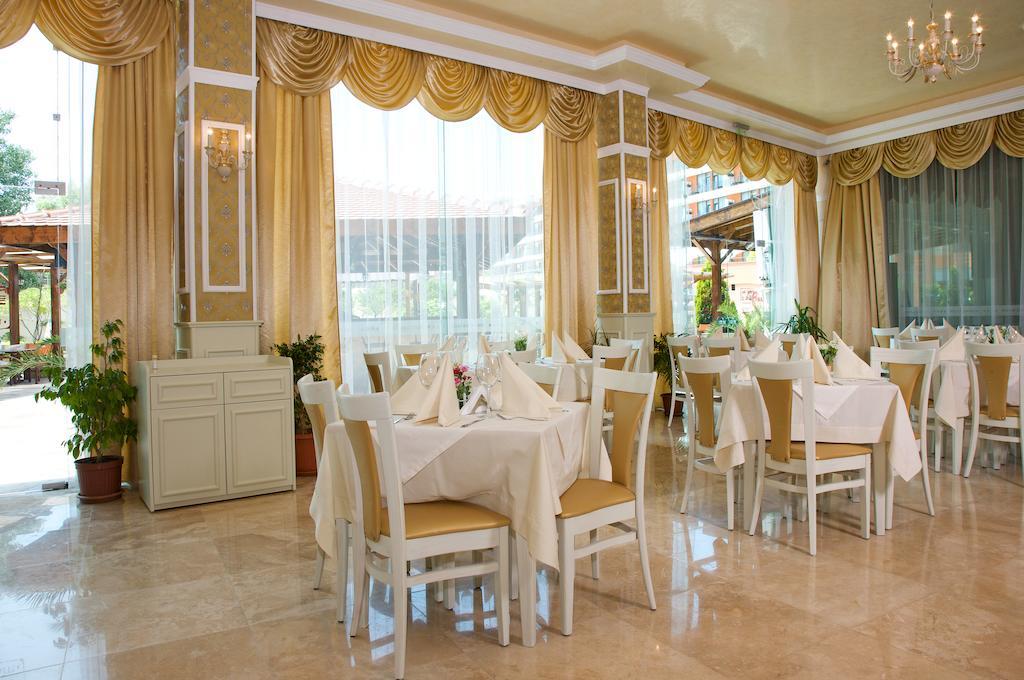 Mena Palace Hotel Slăntjev Brjag Exteriör bild